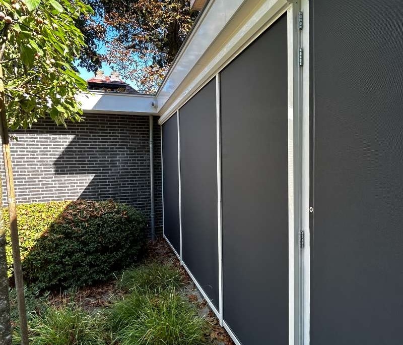 Solid screens, verticale ritsscreen zonwering