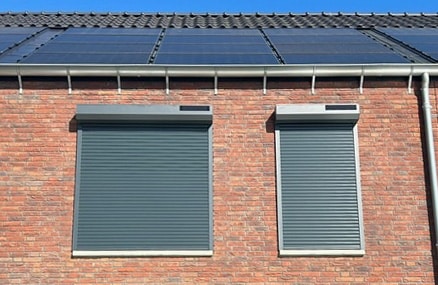 Bespaar op uw energierekening met rolluiken en zonwering deze winter