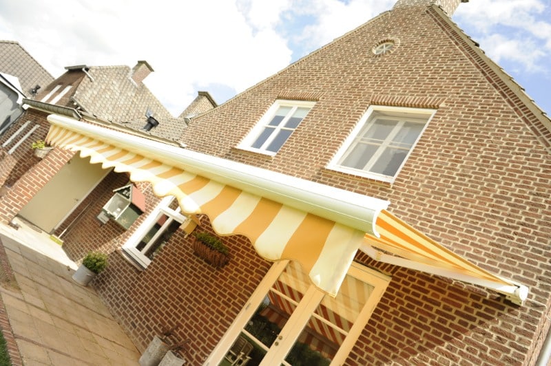 Knikarmscherm Zirkoon 1 Knikarmscherm Zirkoon - Germa Zonwering