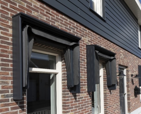 Aluminium markiezen 3 Standaard aluminium markies ingeklapt