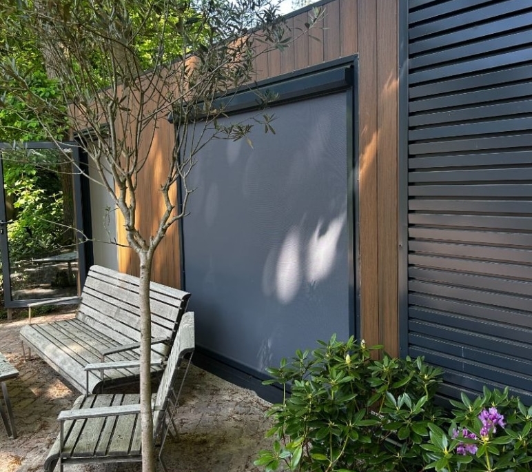 antraciet scherm in Boxtel windvast scherm in Boxtel
